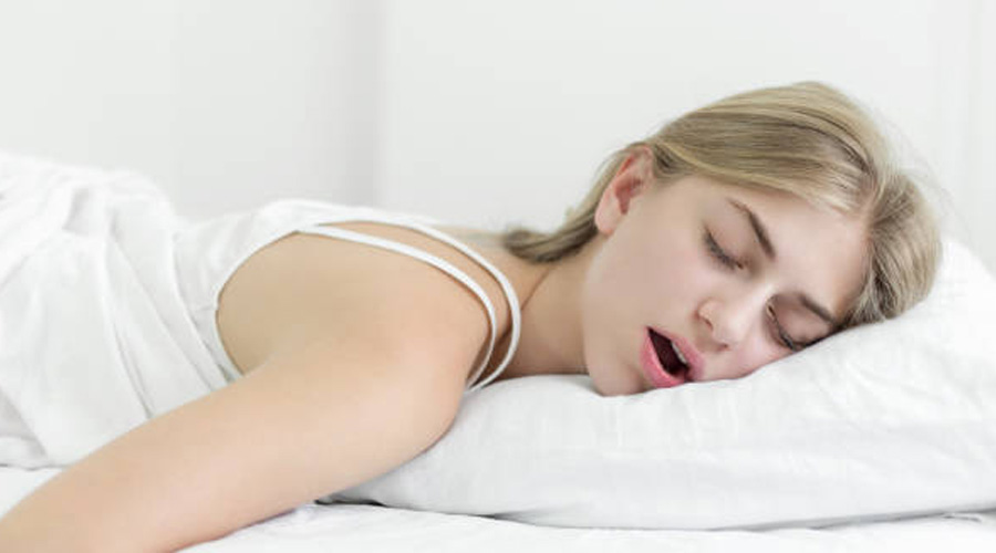 best sleep position, shoulder pain, stomach sleeping